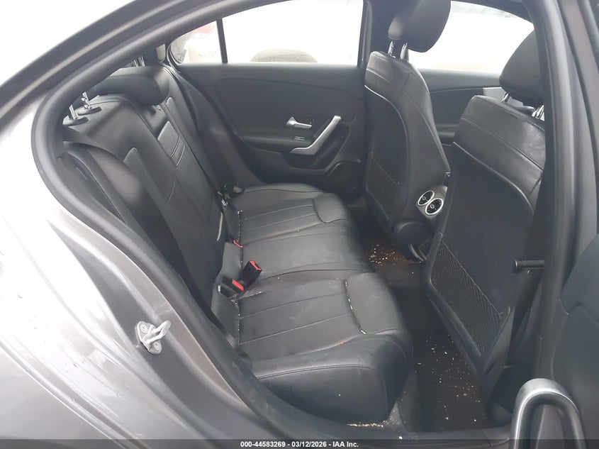2020 Mercedes-benz A-klasse VIN W1K3G4FB6LJ210633 IAAI salvage auction — LEFT SIDE, Salvage Title, sold $8,050 on 2026-07-07 (photo 8)