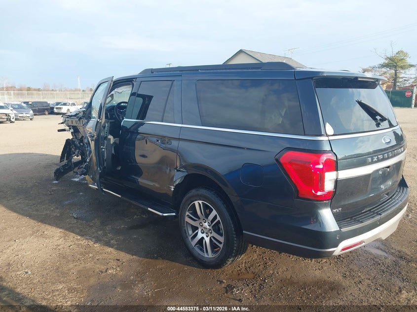 2023 Ford Expedition VIN 1FMJK1J81PEA44204 IAAI salvage auction — LEFT FRONT, Salvage Title, sold $8,950 on 2026-07-27 (photo 3)