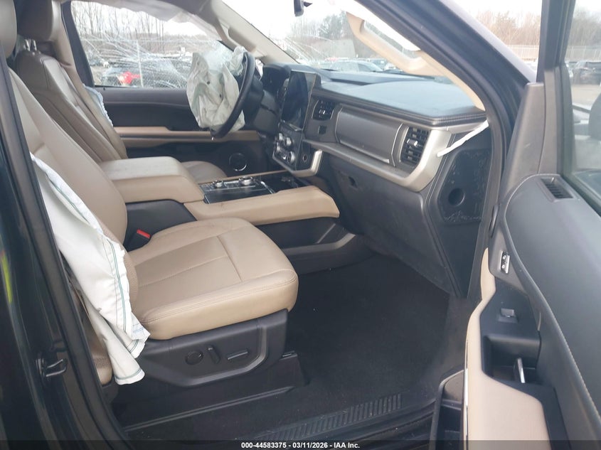 2023 Ford Expedition VIN 1FMJK1J81PEA44204 IAAI salvage auction — LEFT FRONT, Salvage Title, sold $8,950 on 2026-07-27 (photo 5)