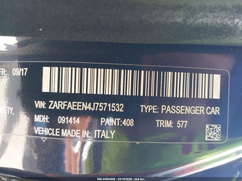 2018 Alfa romeo Giulia VIN ZARFAEEN4J7571532 IAAI salvage auction — RIGHT SIDE, Salvage (Arizona), sold $1,050 on 2026-07-28 (photo 9)