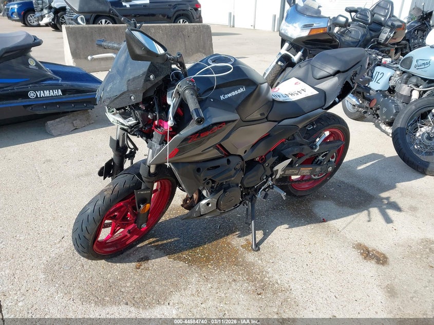 2025 Kawasaki Er VIN ML5ERGF17SDA38287 IAAI salvage auction — FRONT END, Salvage Title, sold $900 on 2026-07-08 (photo 2)