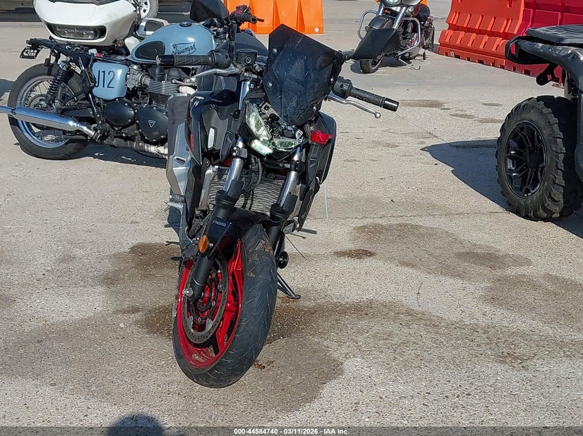 2025 Kawasaki Er VIN ML5ERGF17SDA38287 IAAI salvage auction — FRONT END, Salvage Title, sold $900 on 2026-07-08 (photo 5)