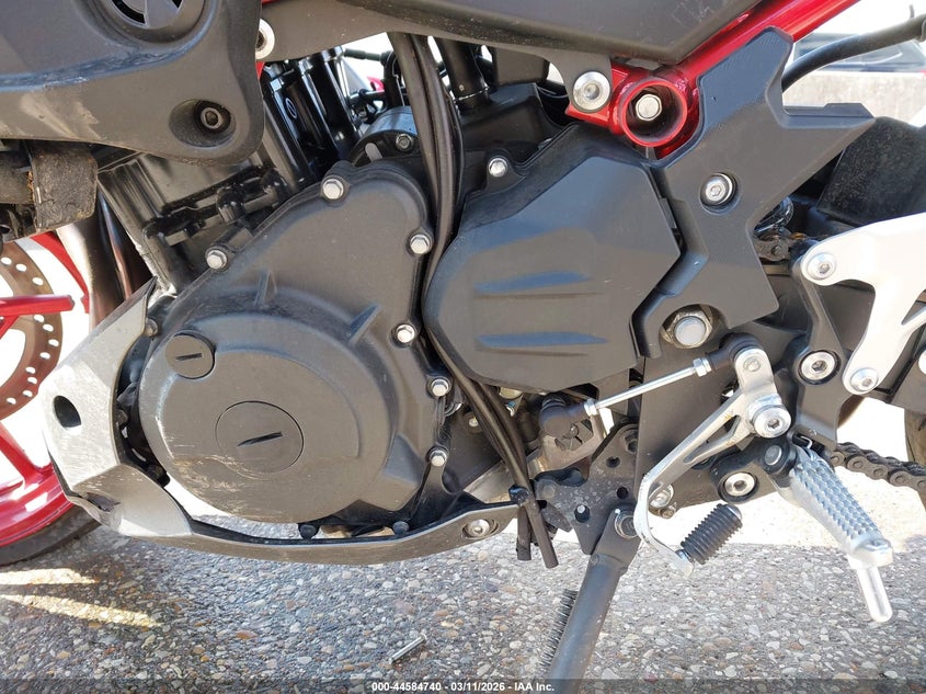 2025 Kawasaki Er VIN ML5ERGF17SDA38287 IAAI salvage auction — FRONT END, Salvage Title, sold $900 on 2026-07-08 (photo 9)