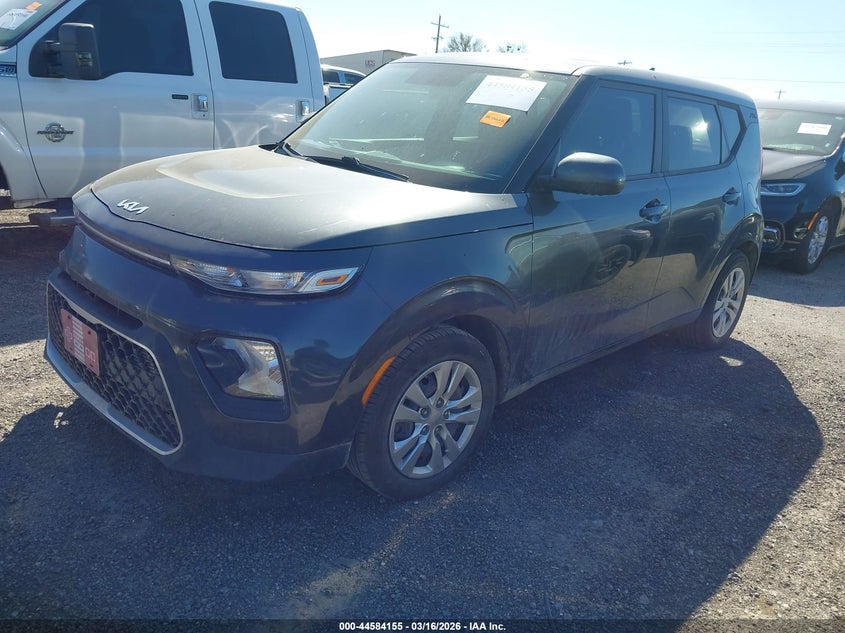 2022 Kia Soul VIN KNDJ23AU7N7805915 IAAI salvage auction — RIGHT FRONT, Salvage Title, sold $2,350 on 2026-08-01 (photo 2)