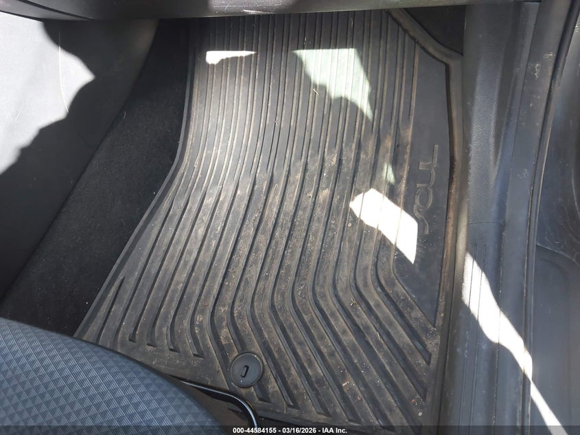 2022 Kia Soul VIN KNDJ23AU7N7805915 IAAI salvage auction — RIGHT FRONT, Salvage Title, sold $2,350 on 2026-08-01 (photo 8)