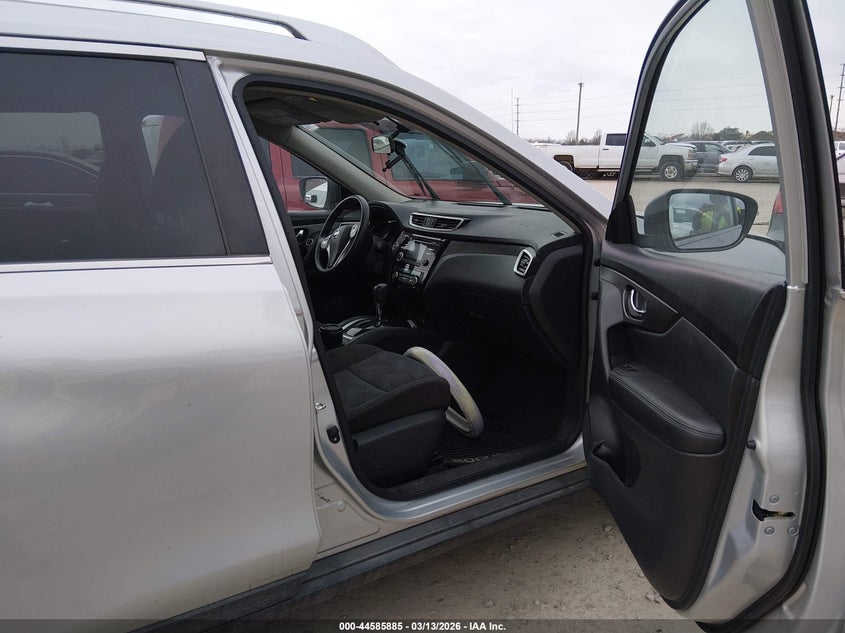 2016 Nissan Rogue VIN KNMAT2MV8GP694306 IAAI salvage auction — FRONT END, Salvage Title, sold $1,500 on 2026-07-29 (photo 5)