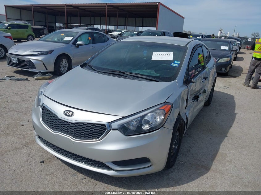 2015 Kia Forte VIN KNAFK4A63F5263946 IAAI salvage auction — LEFT SIDE, Original (Texas), sold $1,150 on 2026-07-07 (photo 2)