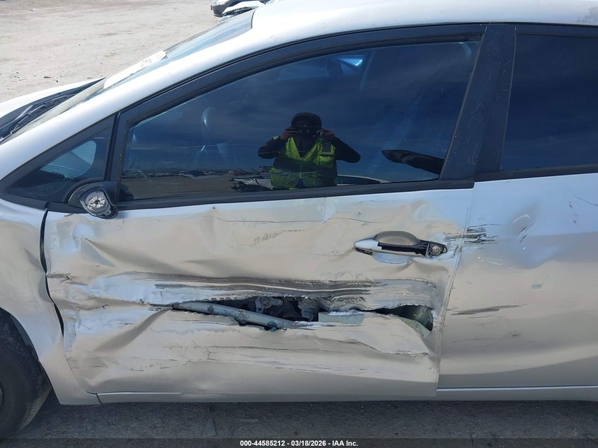 2015 Kia Forte VIN KNAFK4A63F5263946 IAAI salvage auction — LEFT SIDE, Original (Texas), sold $1,150 on 2026-07-07 (photo 6)