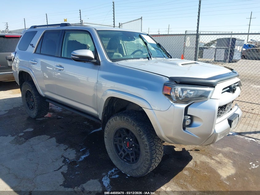 2022 Toyota 4runner VIN JTERU5JR6N6000218 IAAI salvage auction — LEFT FRONT, Original (Texas), sold $10,450 on 2026-07-07 (photo 1)