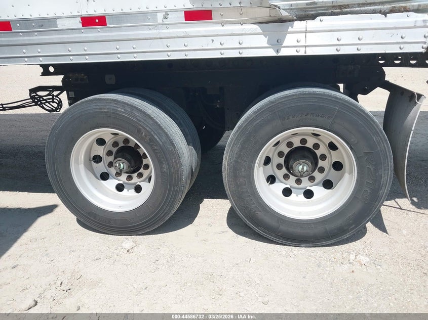 2017 Hyundai translead inc Unknown VIN 3H3V532C3HT347050 IAAI salvage auction — REAR END, Clear (Oklahoma), sold $50 on 2026-09-16 (photo 7)
