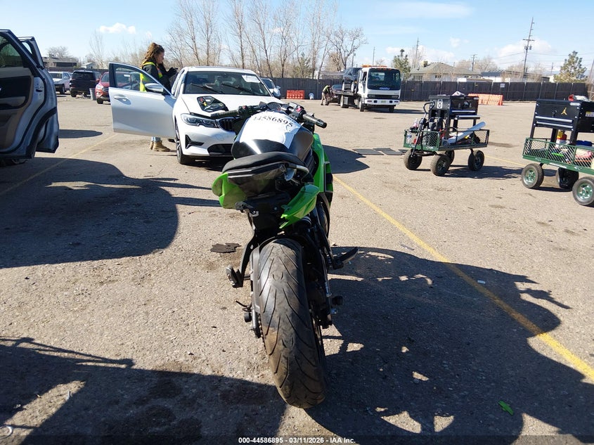 2014 Kawasaki Ninja VIN JKAEXEF12EDA16406 IAAI salvage auction — FRONT END, Salvage (Colorado), sold $175 on 2026-07-22 (photo 6)