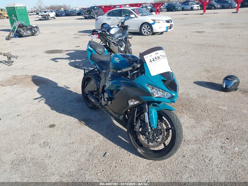2021 Kawasaki Zx VIN JKBZXJH13MA007763 IAAI salvage auction — THEFT, Salvage Title, sold $1,050 on 2026-07-29 (photo 1)