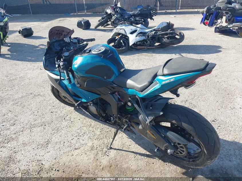 2021 Kawasaki Zx VIN JKBZXJH13MA007763 IAAI salvage auction — THEFT, Salvage Title, sold $1,050 on 2026-07-29 (photo 3)