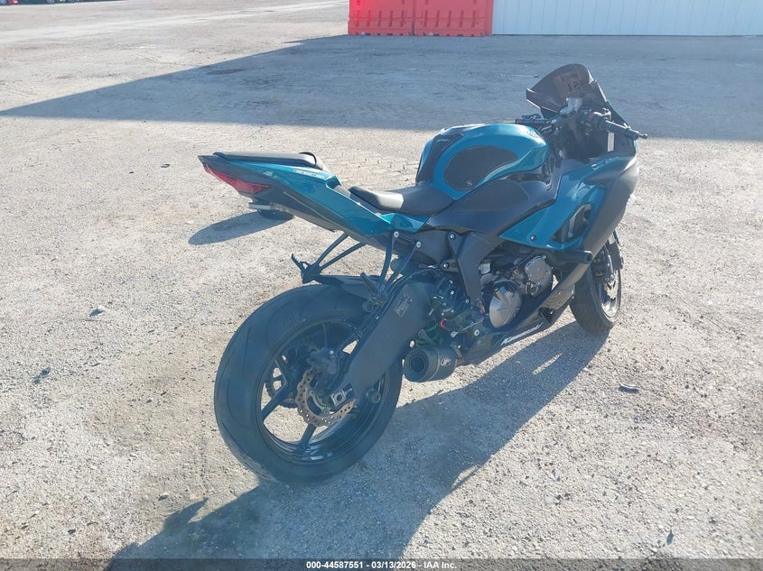 2021 Kawasaki Zx VIN JKBZXJH13MA007763 IAAI salvage auction — THEFT, Salvage Title, sold $1,050 on 2026-07-29 (photo 4)