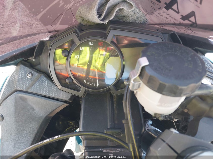 2021 Kawasaki Zx VIN JKBZXJH13MA007763 IAAI salvage auction — THEFT, Salvage Title, sold $1,050 on 2026-07-29 (photo 7)