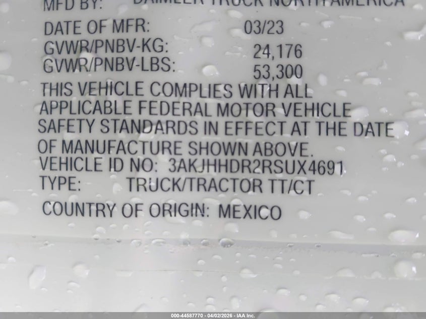 2024 Freightliner New cascadia 126 VIN 3AKJHHDR2RSUX4691 IAAI salvage auction — SIDE, Salvage (Illinois), sold $14,750 on 2026-07-22 (photo 8)