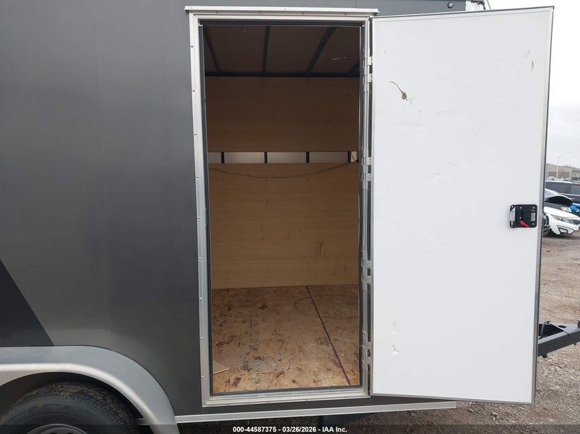 2024 Aero 14 ta trailer VIN 7PUBC1421RW000903 IAAI salvage auction — SIDE, Regular (South Dakota), sold $2,650 on 2026-07-21 (photo 5)