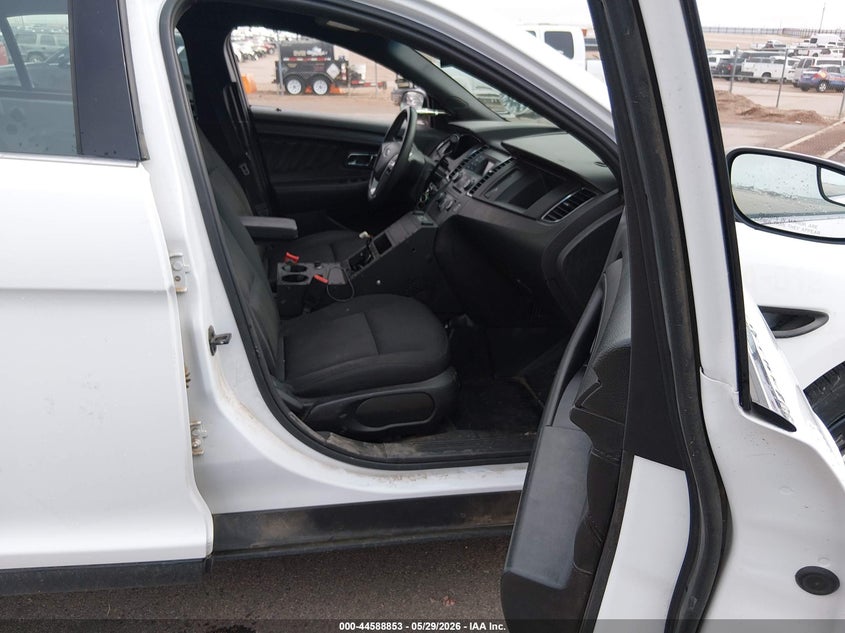 2018 Ford Police VIN 1FAHP2L88JG141571 IAAI salvage auction — NORMAL WEAR, Sf97 (Colorado), sold $5,200 on 2026-07-08 (photo 5)