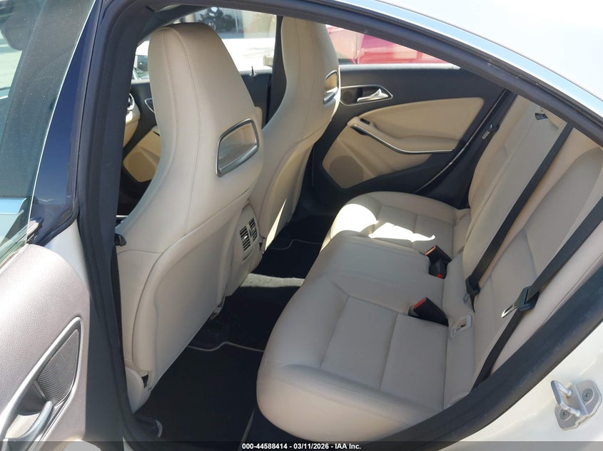 2014 Mercedes-benz Cla-klasse VIN WDDSJ4EBXEN042649 IAAI salvage auction — FRONT & REAR, Non-Repairable (California), sold $3,200 on 2026-07-21 (photo 8)
