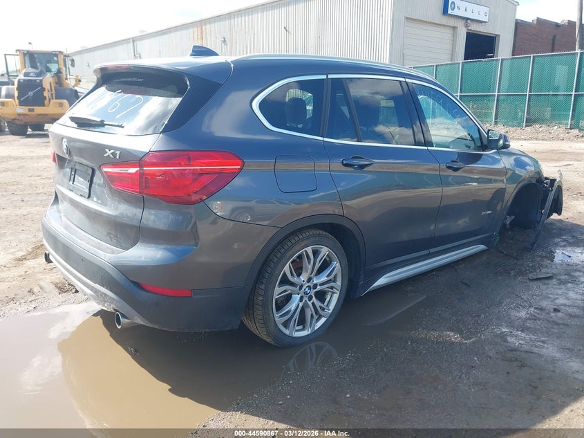 2017 BMW X1 VIN WBXHT3Z39H4A54335 IAAI salvage auction — RIGHT FRONT, Salvage Title, sold $3,825 on 2026-07-07 (photo 4)