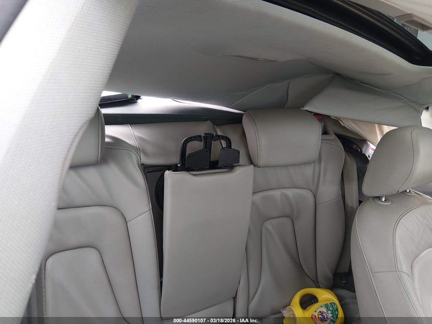 2011 Audi A5 VIN WAUCFAFR9BA079542 IAAI salvage auction — LEFT SIDE, Salvage (Massachusetts), sold $100 on 2026-07-21 (photo 8)
