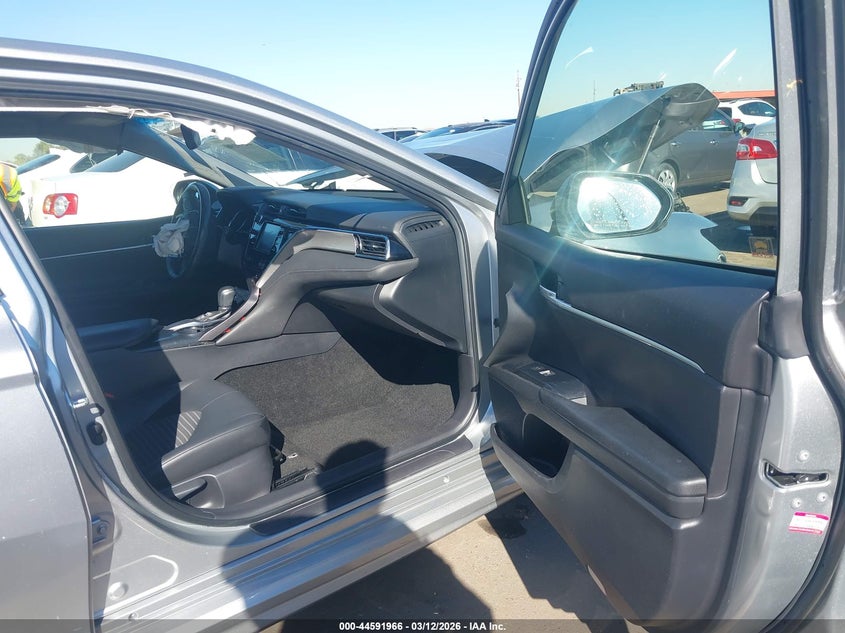 2018 Toyota Camry VIN JTNB11HK8J3048083 IAAI salvage auction — LEFT FRONT, Salvage Title, sold $2,175 on 2026-07-07 (photo 5)