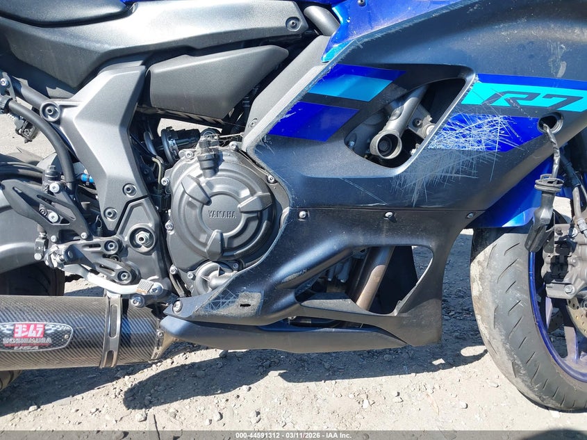 2024 Yamaha Yzf VIN JYARM38Y1RA002902 IAAI salvage auction — RIGHT SIDE, Salvage Title, sold $2,850 on 2026-07-08 (photo 8)
