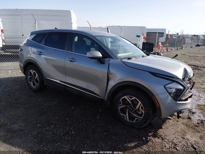 2023 Kia Sportage VIN KNDPU3AF3P7157644 IAAI salvage auction — FRONT END, Salvage Title, sold $4,550 on 2026-07-29 (photo 1)