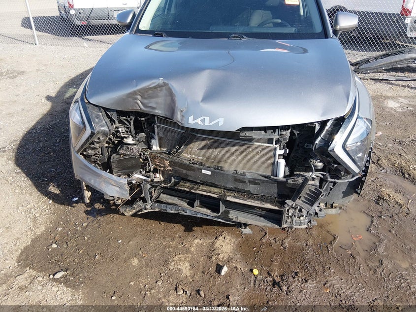 2023 Kia Sportage VIN KNDPU3AF3P7157644 IAAI salvage auction — FRONT END, Salvage Title, sold $4,550 on 2026-07-29 (photo 6)