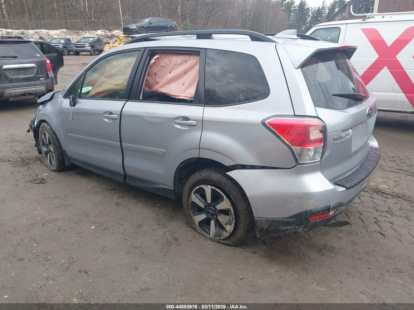 2017 Subaru Forester VIN JF2SJAGC0HH548588 IAAI salvage auction — ROLLOVER, Salvage Title, sold $125 on 2026-07-12 (photo 3)