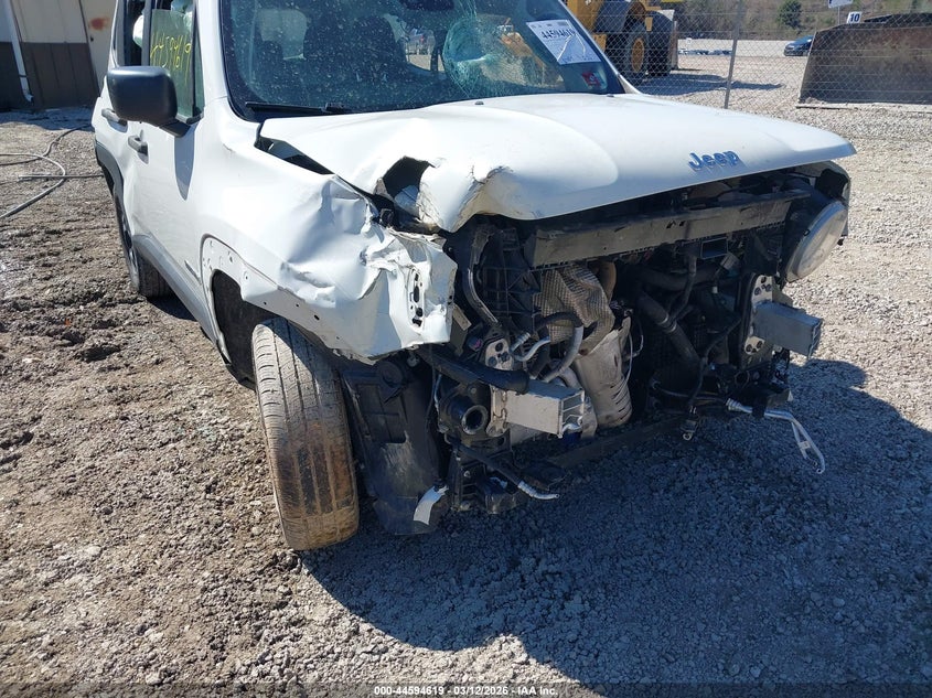 2021 Jeep Renegade VIN ZACNJDAB9MPM23229 IAAI salvage auction — FRONT & REAR, Salvage (Kentucky), sold $425 on 2026-07-28 (photo 6)