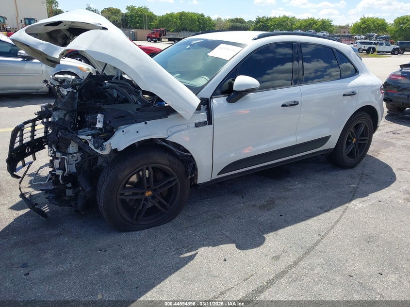 2017 Porsche Macan VIN WP1AA2A59HLB80417 IAAI salvage auction — FRONT END, Salvage Title, sold $475 on 2026-08-20 (photo 2)