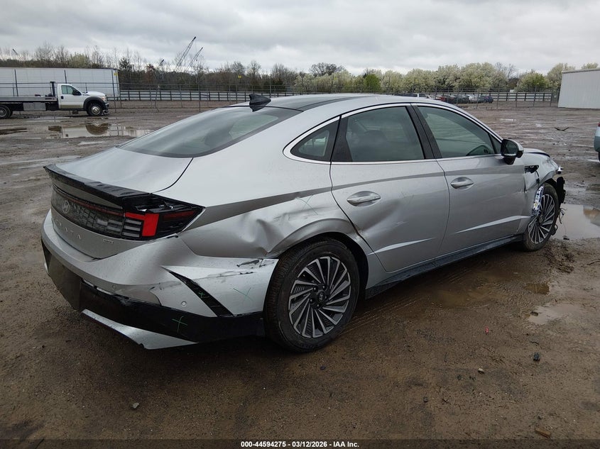 2025 Hyundai Sonata VIN KMHL54JJ3SA128867 IAAI salvage auction — FRONT END, Salvage (Tennessee), sold $9,300 on 2026-07-29 (photo 4)