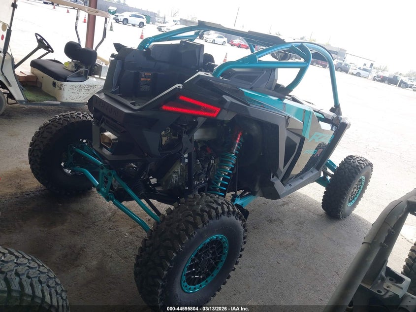 2025 Polaris Rzr VIN 3NSRPD2K3SG133549 IAAI salvage auction — SIDE, Salvage (California), sold $20,000 on 2026-08-19 (photo 4)