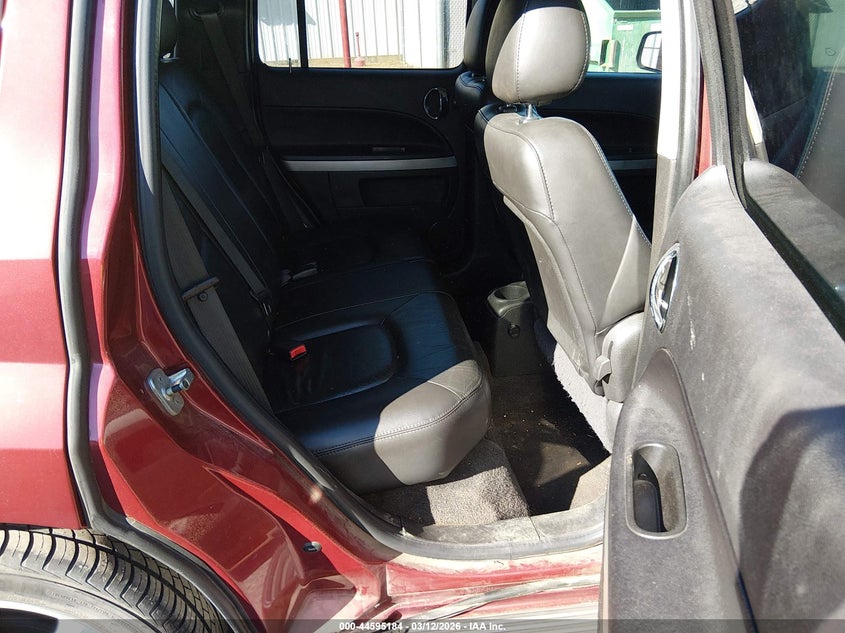 2008 Chevrolet Hhr VIN 3GNCA53P78S661844 IAAI salvage auction — RIGHT FRONT, Salvage (Mississippi), sold $425 on 2026-07-08 (photo 8)