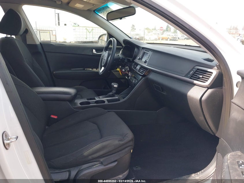 2016 Kia Optima VIN 5XXGT4L34GG035913 IAAI salvage auction — THEFT, Clear - Dealer Only (California), sold $25 on 2026-07-28 (photo 5)