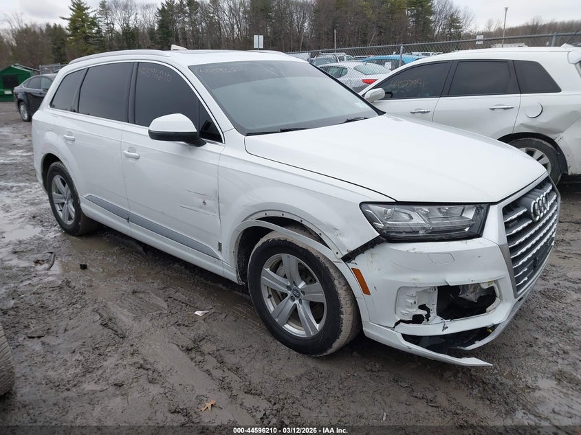2019 Audi Q7 VIN WA1LHAF77KD027623 IAAI salvage auction — RIGHT FRONT, Salvage Title, sold $7,250 on 2026-07-14 (photo 1)
