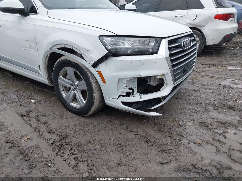 2019 Audi Q7 VIN WA1LHAF77KD027623 IAAI salvage auction — RIGHT FRONT, Salvage Title, sold $7,250 on 2026-07-14 (photo 6)