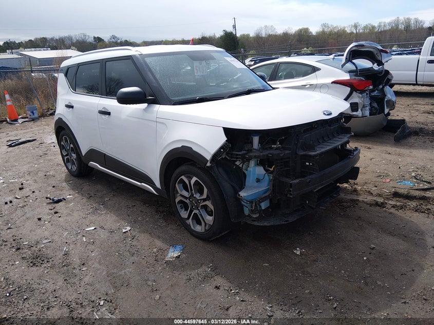 2020 Kia Soul VIN KNDJ23AU7L7007315 IAAI salvage auction — FRONT END, Salvage Title, sold $2,100 on 2026-07-21 (photo 1)