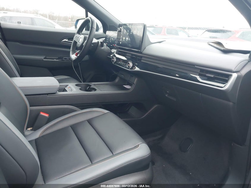 2024 Honda Prologue VIN 3GPKHXRJ6RS540012 IAAI salvage auction — RIGHT FRONT, Salvage (New Jersey), sold $10,575 on 2026-07-16 (photo 5)