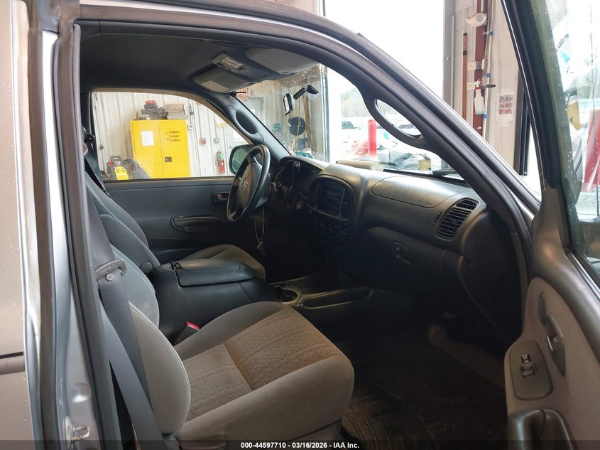 2005 Toyota Tundra VIN 5TBBT44195S467957 IAAI salvage auction — SIDE, Salvage (Idaho), sold $2,800 on 2026-07-22 (photo 5)
