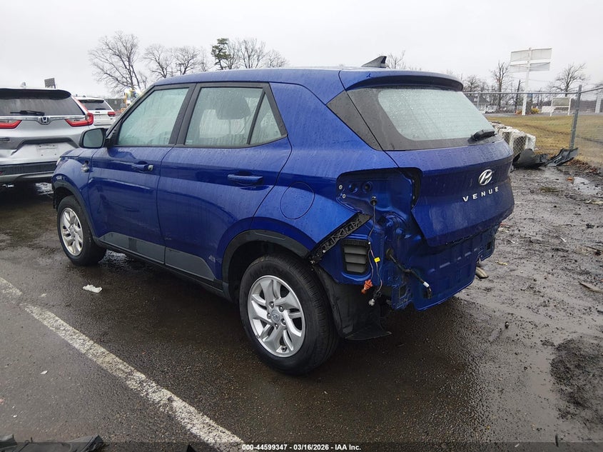 2022 Hyundai Venue VIN KMHRB8A37NU152118 IAAI salvage auction — FRONT & REAR, Salvage (New Jersey), sold $3,300 on 2026-07-06 (photo 3)