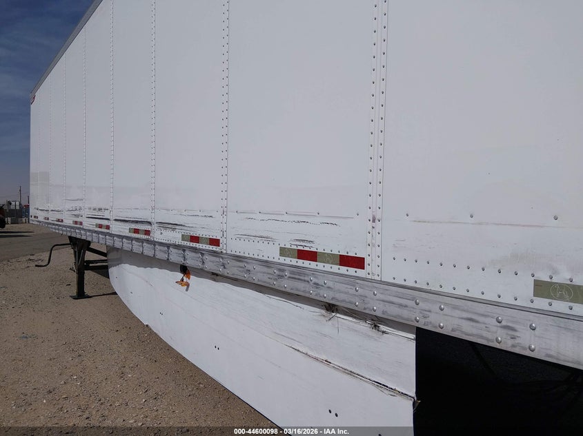 2020 Great dane trailers Dry van VIN 1GR1P0620LJ161042 IAAI salvage auction — SIDE, Salvage (Texas), sold $6,300 on 2026-07-29 (photo 6)