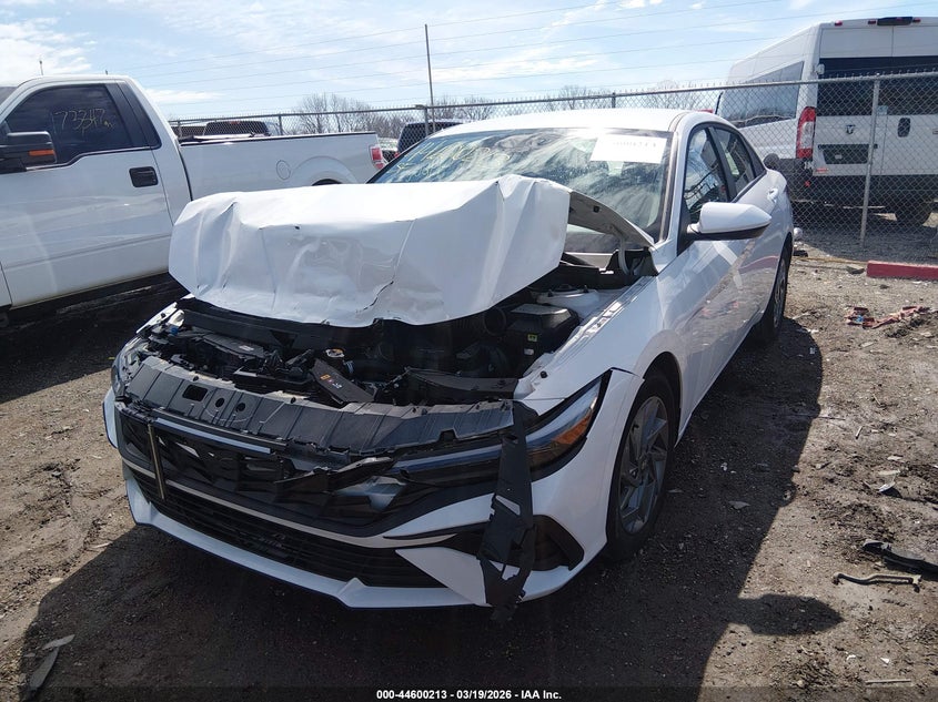 2024 Hyundai Elantra VIN KMHLM4DG2RU843831 IAAI salvage auction — FRONT END, Salvage Title, sold $5,600 on 2026-07-22 (photo 2)