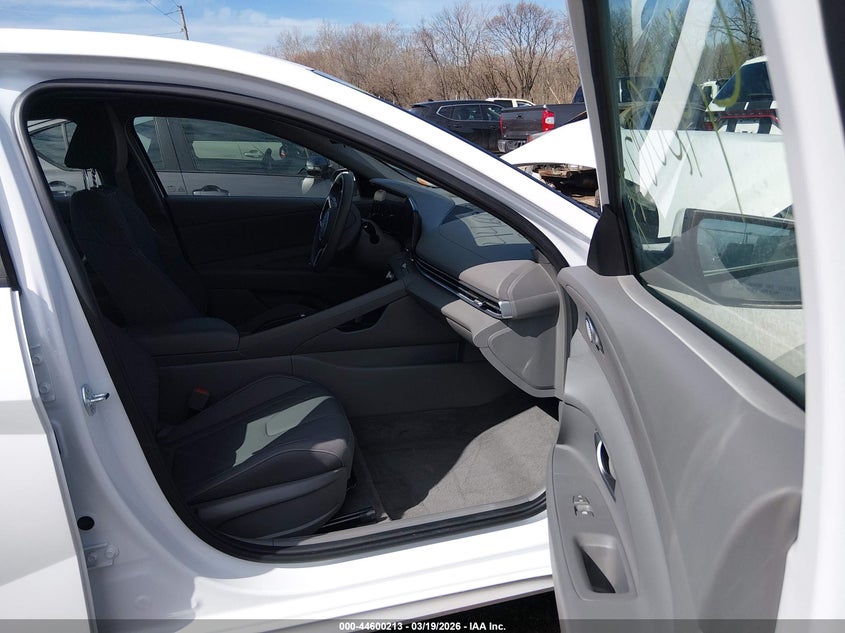 2024 Hyundai Elantra VIN KMHLM4DG2RU843831 IAAI salvage auction — FRONT END, Salvage Title, sold $5,600 on 2026-07-22 (photo 5)