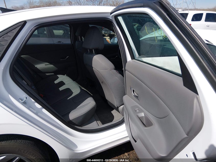 2024 Hyundai Elantra VIN KMHLM4DG2RU843831 IAAI salvage auction — FRONT END, Salvage Title, sold $5,600 on 2026-07-22 (photo 8)