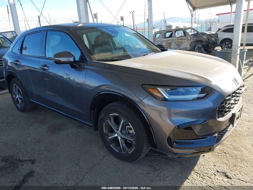 2025 Honda Hr-v VIN 3CZRZ1H72SM727722 — IAAI salvage auction photo