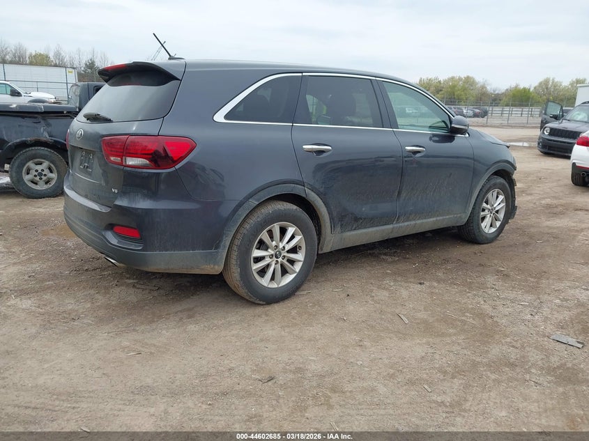2019 Kia Sorento VIN 5XYPG4A58KG481463 IAAI salvage auction — FRONT END, Clear (Tennessee), sold $2,350 on 2026-07-15 (photo 4)