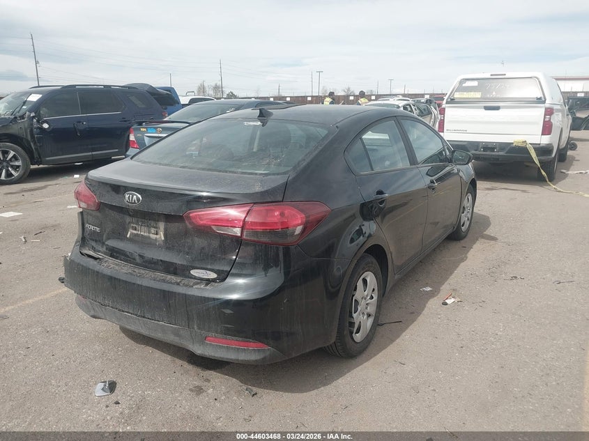 2017 Kia Forte VIN 3KPFK4A78HE043835 IAAI salvage auction — FRONT END, Wait Title, sold $1,050 on 2026-08-30 (photo 4)
