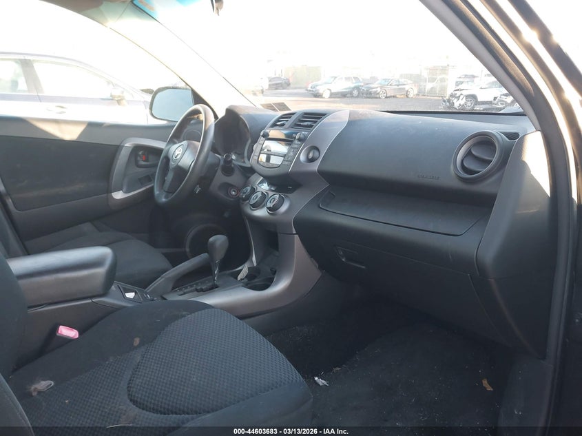 2008 Toyota Rav4 VIN JTMZD32V886053933 IAAI salvage auction — LEFT FRONT, Salvage (Pennsylvania), sold $2,300 on 2026-07-17 (photo 5)